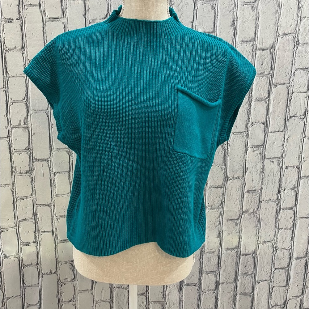 Women Knit Top Size:L  Pocket Super Cute Great for All Season! NWOT